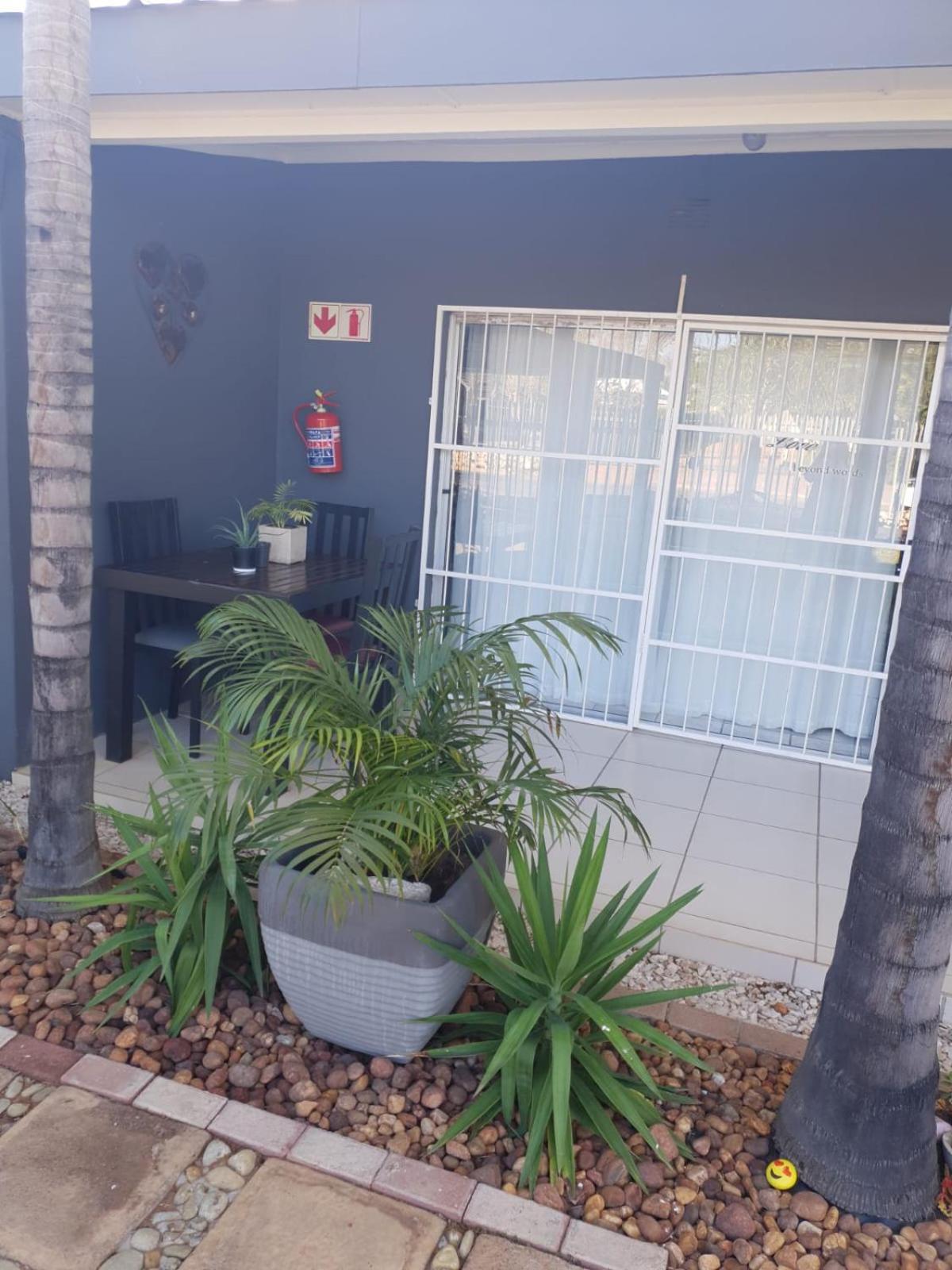 Tehillah Guesthouse Upington Exterior photo